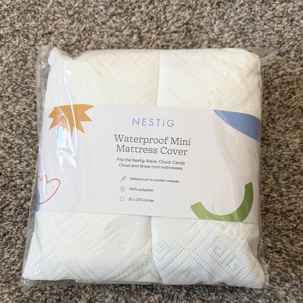 NESTiG Waterproof Mini Mattress Cover set of 2  - White